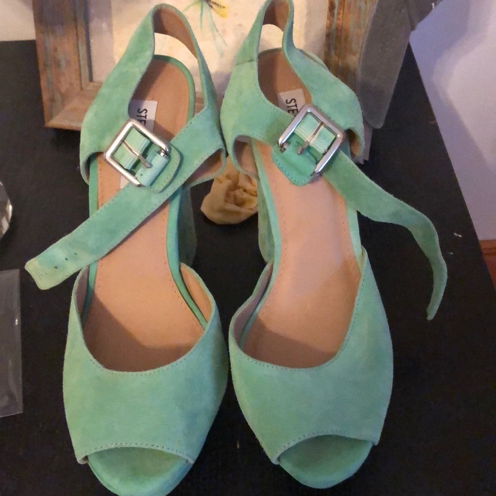 Steve Madden color pop platforms